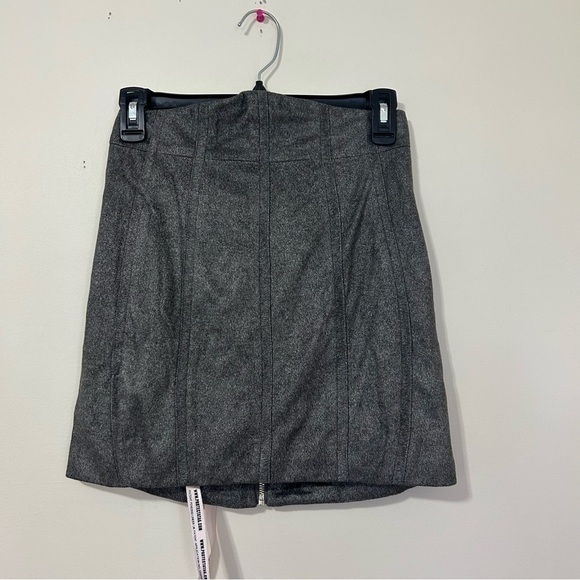 House of CB‎ Janelle Suede Skirt in Gray sz S - Picture 2 of 4